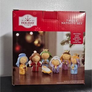 Children's Nativity Set 7-Piece Youth Christmas Decor Holiday Time NEW in Box
